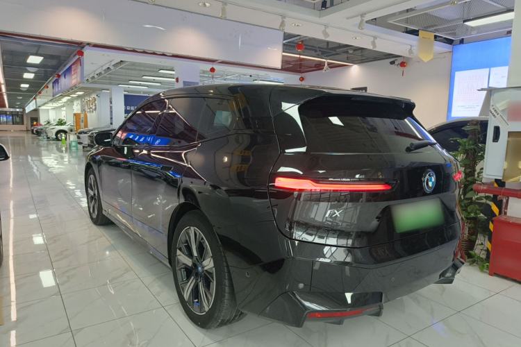Used BMW iX 2022 xDrive40 Rear Left 45 Deg