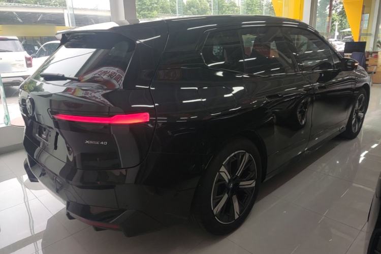 Used BMW iX 2022 xDrive40 Rear Right 45 Deg