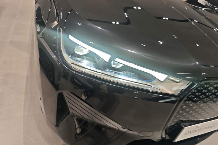 Used BMW iX 2022 xDrive40 Right Front Headlight