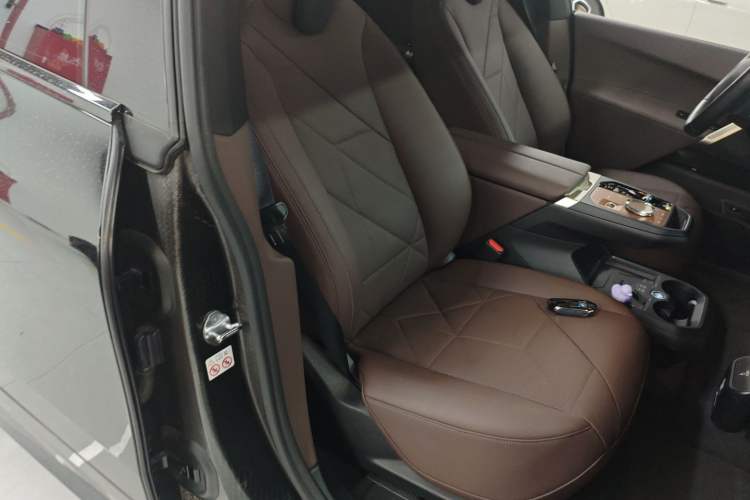 Used BMW iX 2022 xDrive40 Right Front Seat