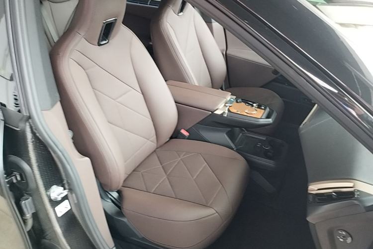 Used BMW iX 2022 xDrive40 Right Front Seat
