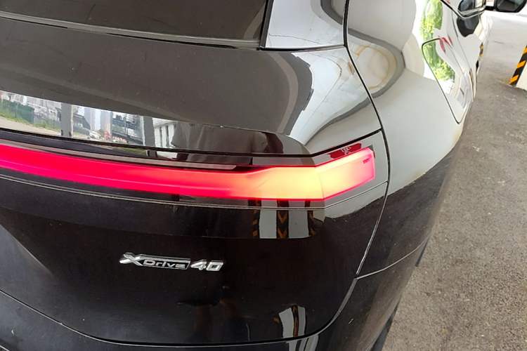 Used BMW iX 2022 xDrive40 Right Rear Taillight