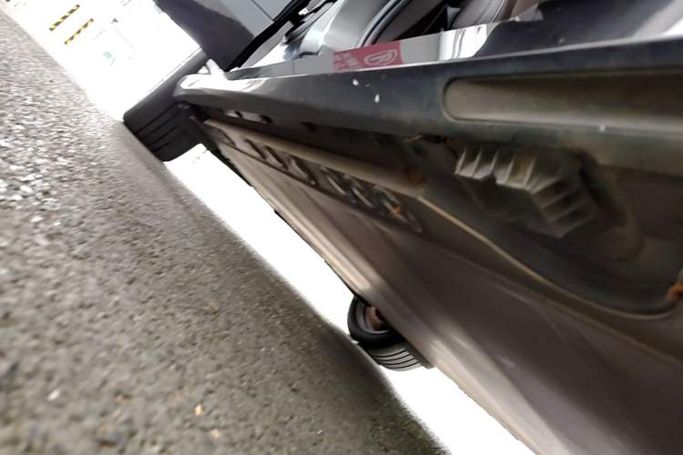 Used BMW iX 2022 xDrive40 Right Side Sill