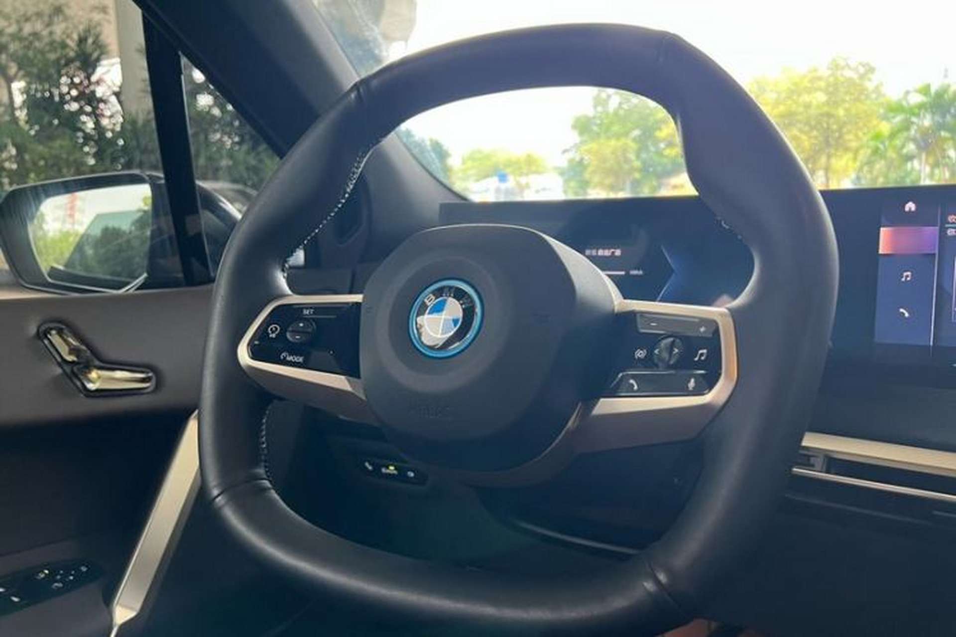 Used BMW iX 2022 xDrive40 Steering Wheel