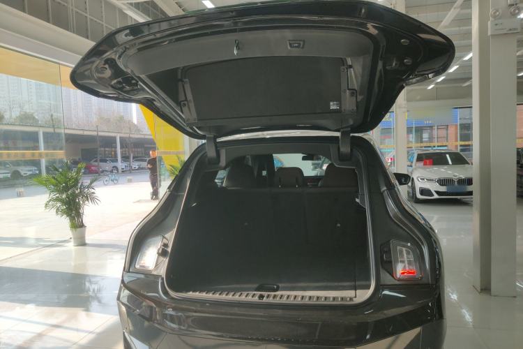 Used BMW iX 2022 xDrive40 Trunk