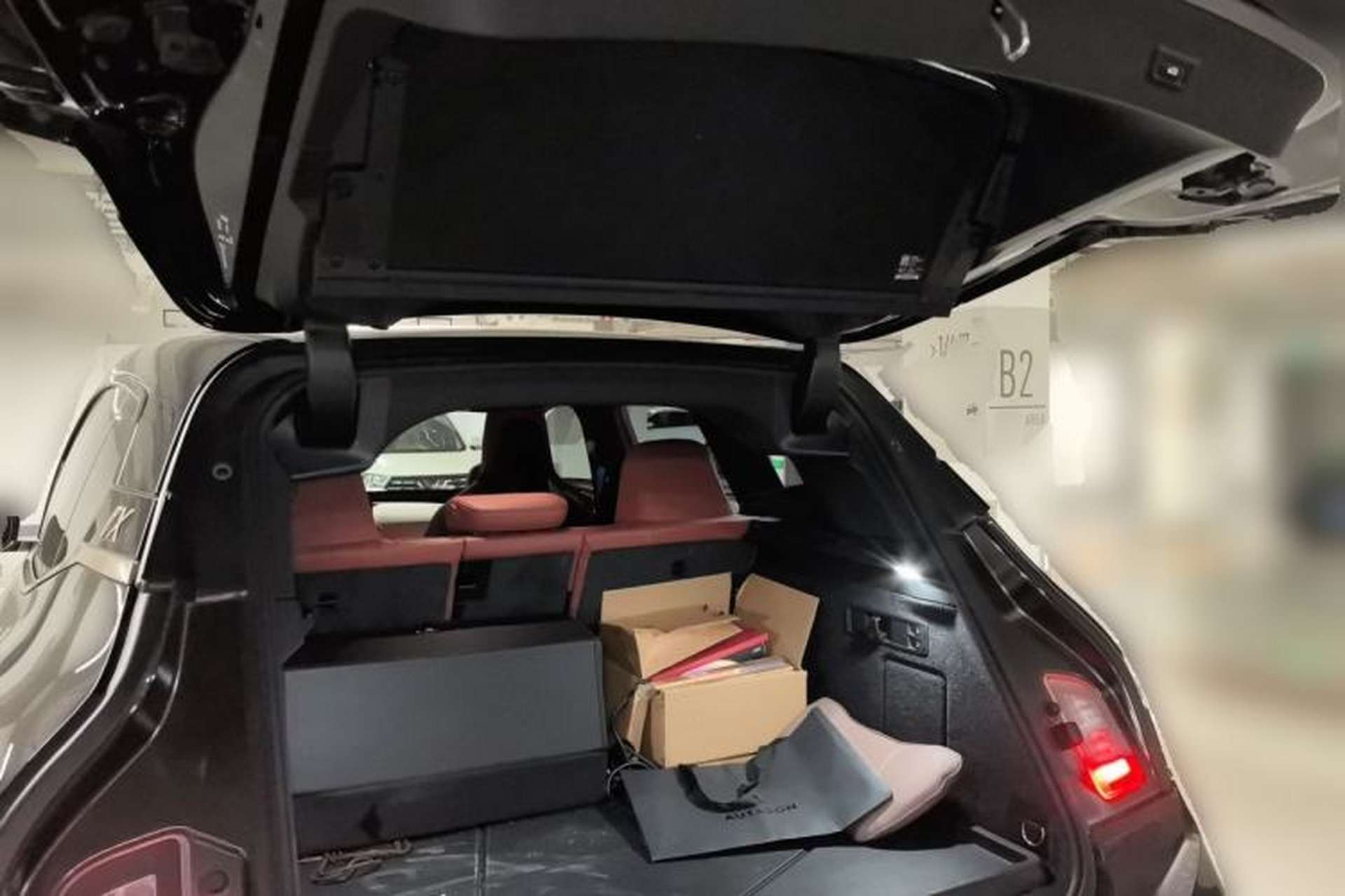 Used BMW iX 2022 M60 Trunk