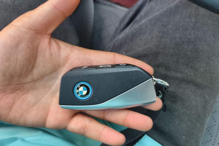 Used BMW iX 2022 xDrive40 Vehicle Key