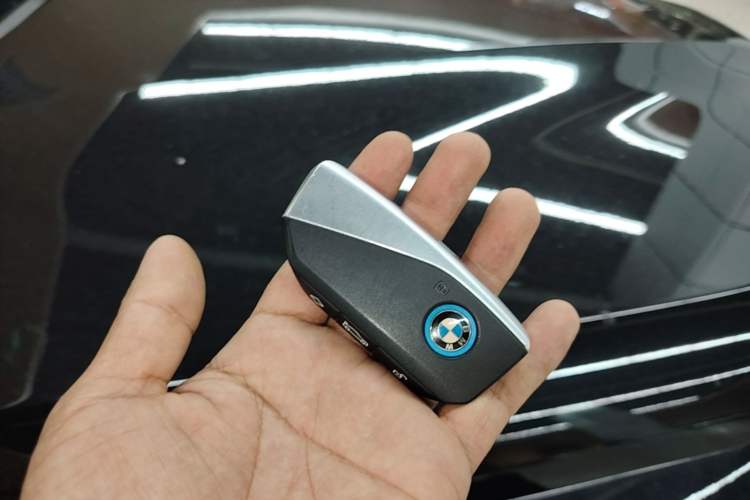 Used BMW iX 2022 xDrive40 Vehicle Key