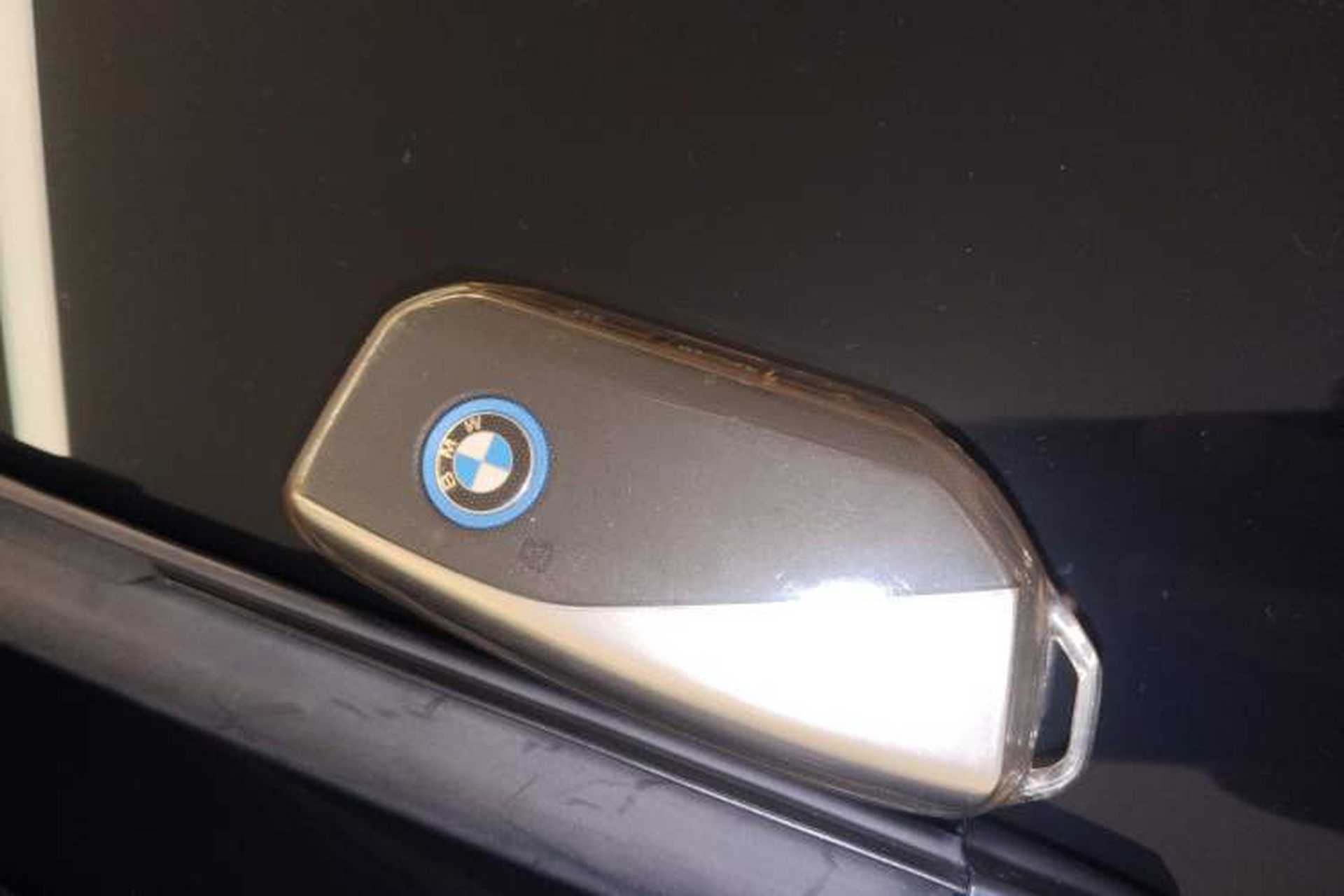 Used BMW iX 2022 xDrive50 Vehicle Key