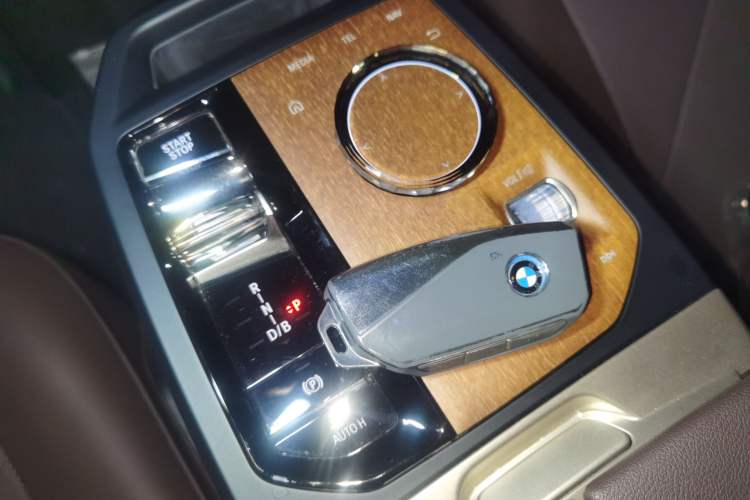 Used BMW iX 2022 xDrive40 Vehicle Key