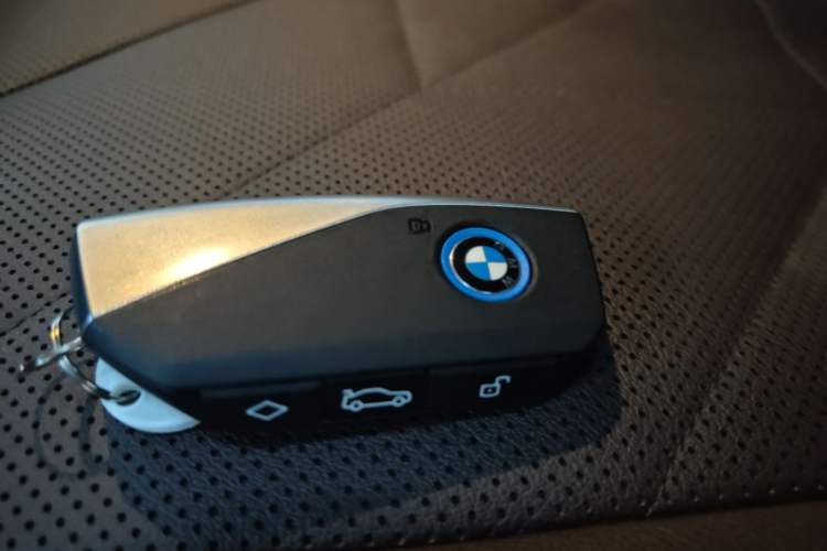 Used BMW iX 2022 xDrive40 Vehicle Key
