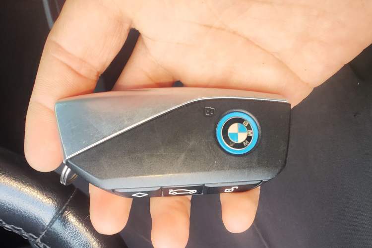 Used BMW iX 2022 xDrive40 Vehicle Key