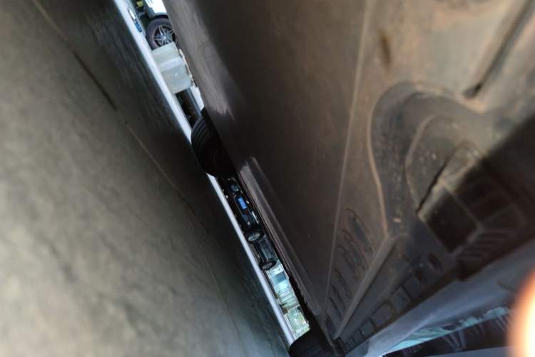 Used BMW iX 2022 xDrive40 Chassis Front Left