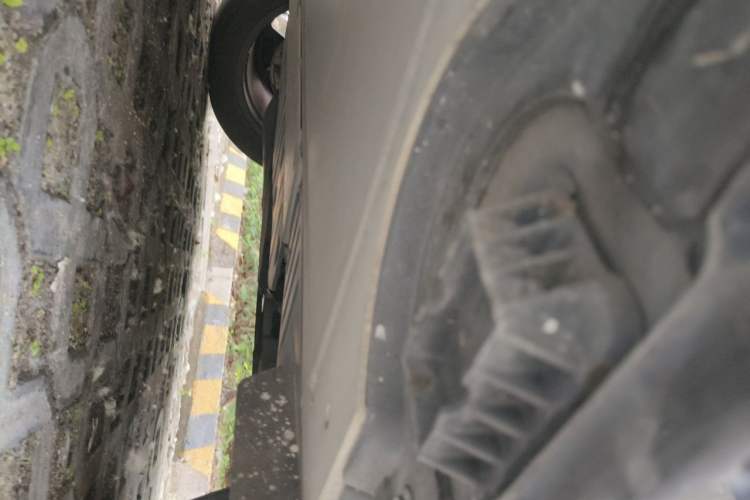 Used BMW iX 2022 xDrive40 Chassis Rear Left