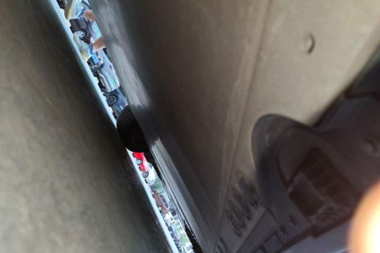 Used BMW iX 2022 xDrive40 Chassis Rear Right