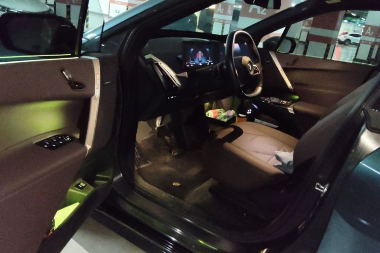 Used BMW iX 2022 xDrive40 Driver Seat