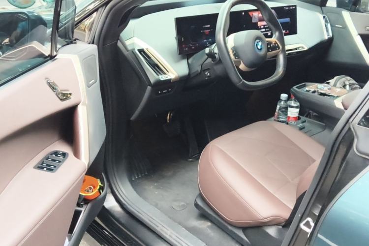 Used BMW iX 2022 xDrive40 Driver Seat