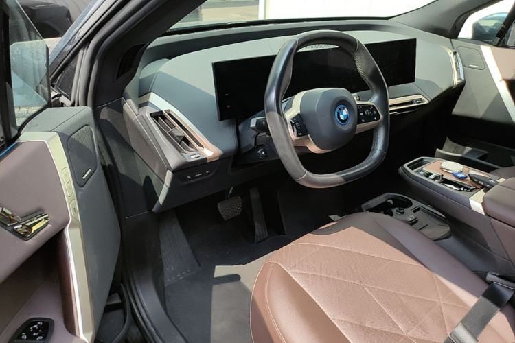 Used BMW iX 2022 xDrive40 Driver Seat