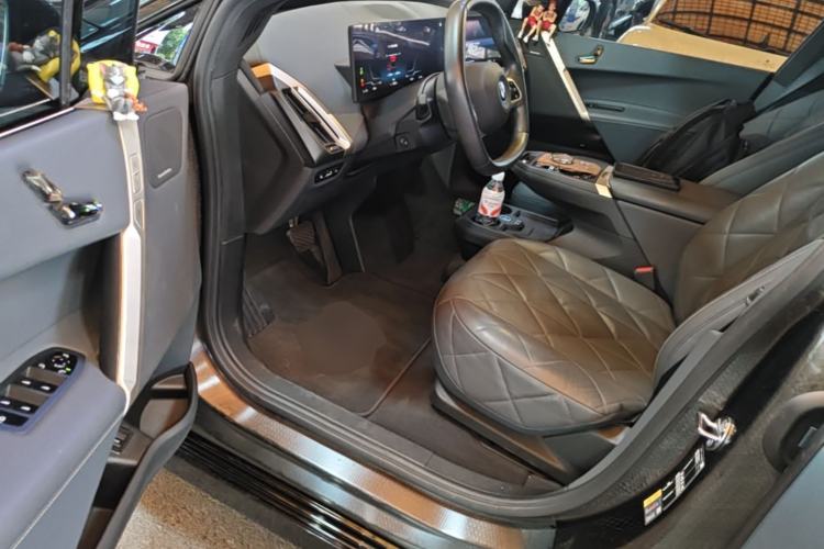 Used BMW iX 2022 xDrive40 Driver Seat