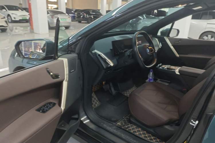 Used BMW iX 2022 xDrive40 Driver Seat