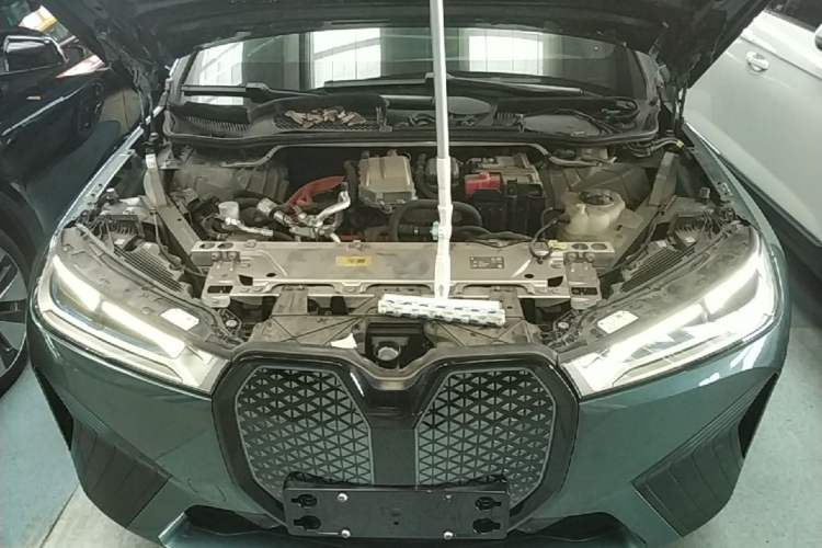 Used BMW iX 2022 xDrive40 Engine Bay