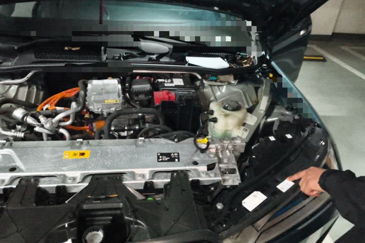 Used BMW iX 2022 xDrive40 Engine Bay Left