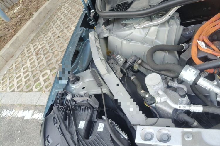Used BMW iX 2022 xDrive40 Engine Bay Right