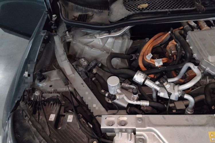 Used BMW iX 2022 xDrive40 Engine Bay Right