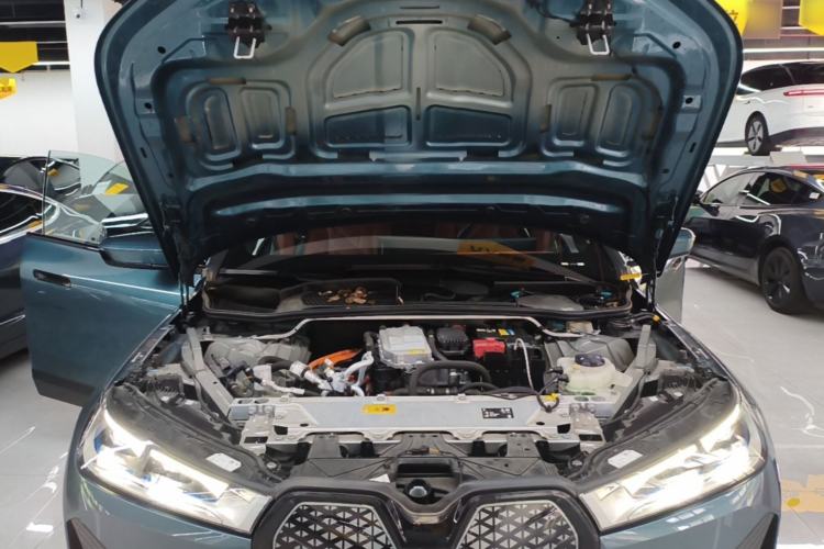 Used BMW iX 2022 xDrive50 Engine Bay