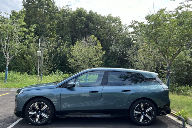 Used BMW iX 2022 xDrive40 Exterior 1