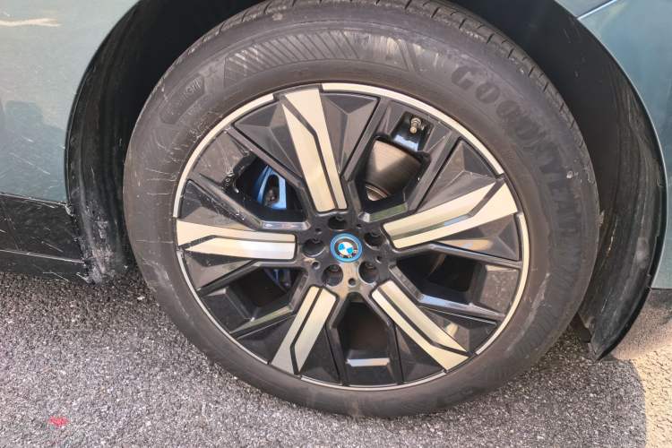 Used BMW iX 2022 xDrive40 Exterior 1