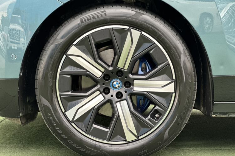 Used BMW iX 2022 xDrive40 Exterior 10