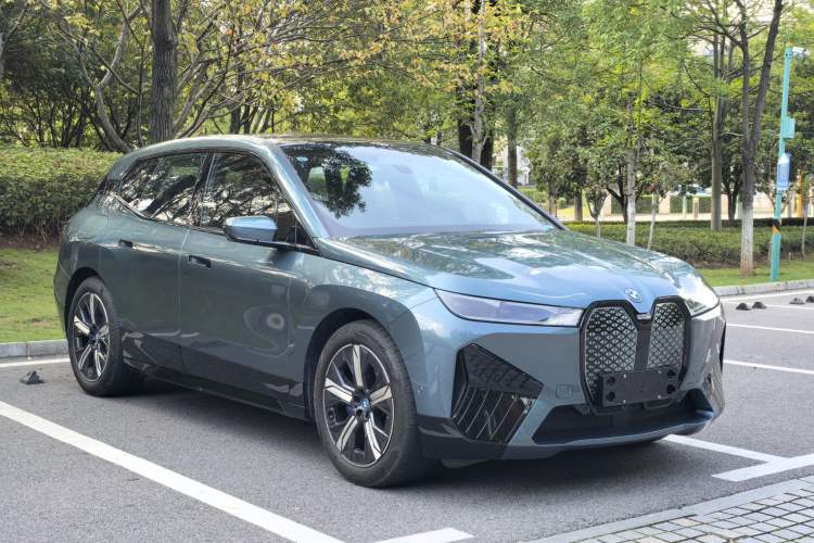 Used BMW iX 2022 xDrive40 Exterior 2