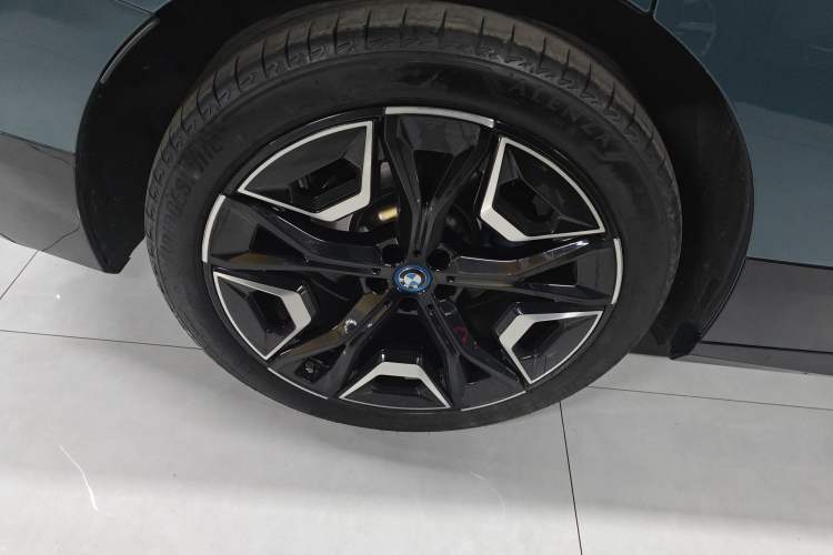 Used BMW iX 2022 xDrive50 Exterior 5