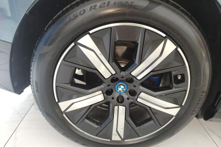 Used BMW iX 2022 xDrive40 Exterior 5