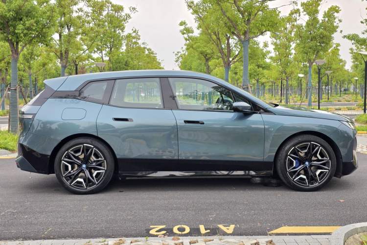 Used BMW iX 2022 xDrive40 Exterior 6