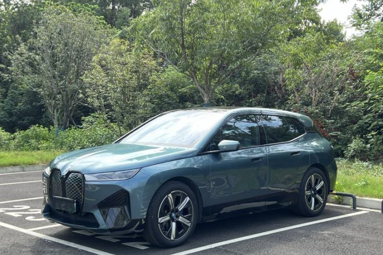 Used BMW iX 2022 xDrive40 Exterior 8