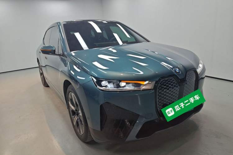 Used BMW iX 2022 xDrive50 Front Right 45 Deg