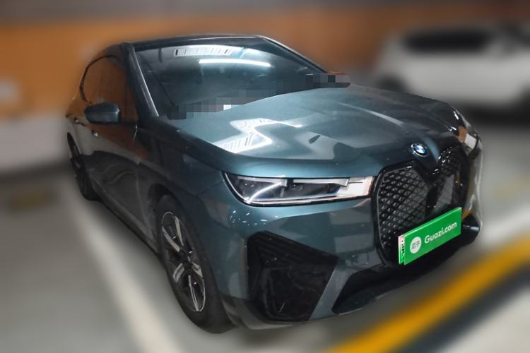 Used BMW iX 2022 xDrive40 Front Right 45 Deg