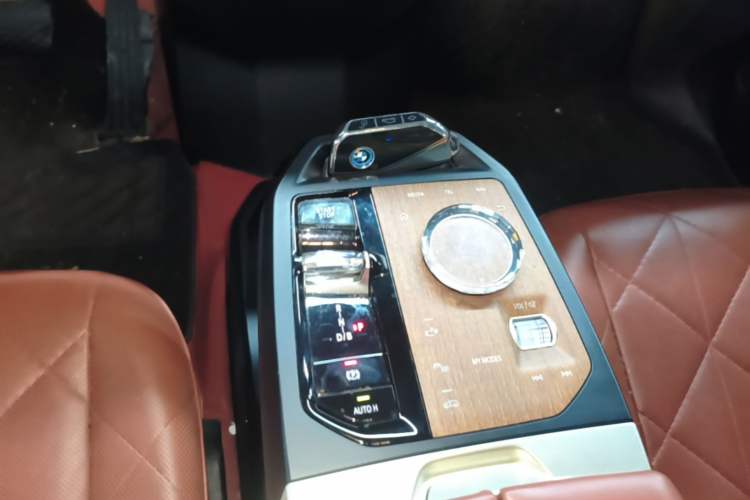 Used BMW iX 2022 xDrive50 Gear Lever