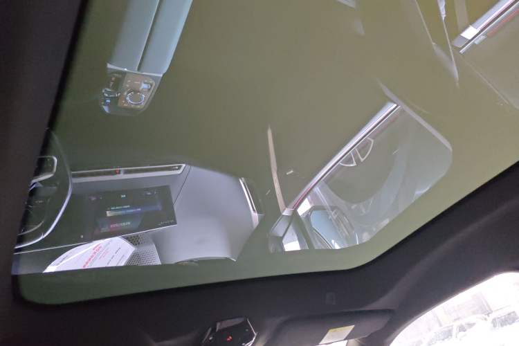 Used BMW iX 2022 xDrive40 Headliner