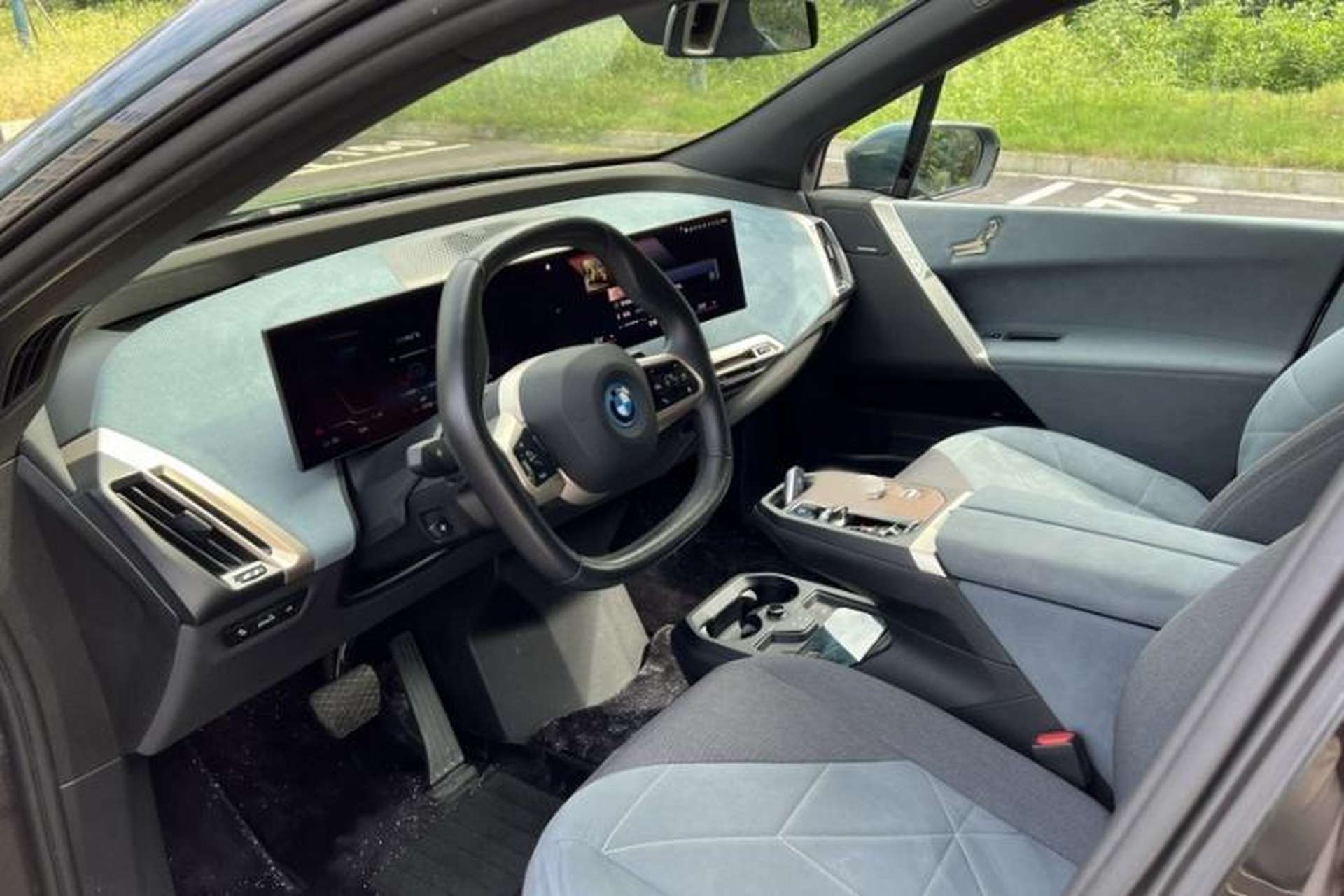Used BMW iX 2022 xDrive40 Interior 1