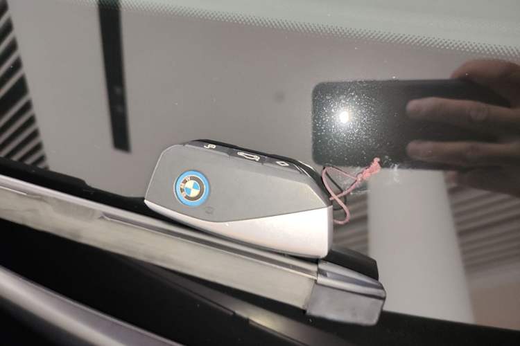Used BMW iX 2022 xDrive40 Interior 1