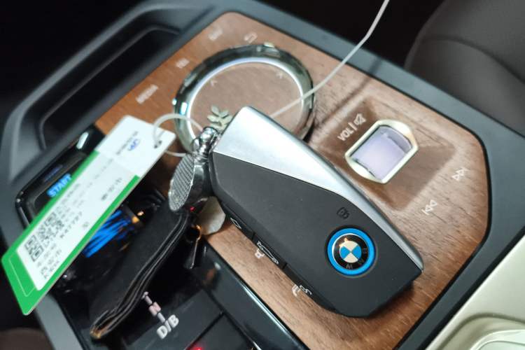 Used BMW iX 2022 xDrive40 Interior 1