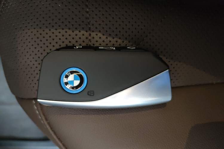 Used BMW iX 2022 xDrive40 Interior 1
