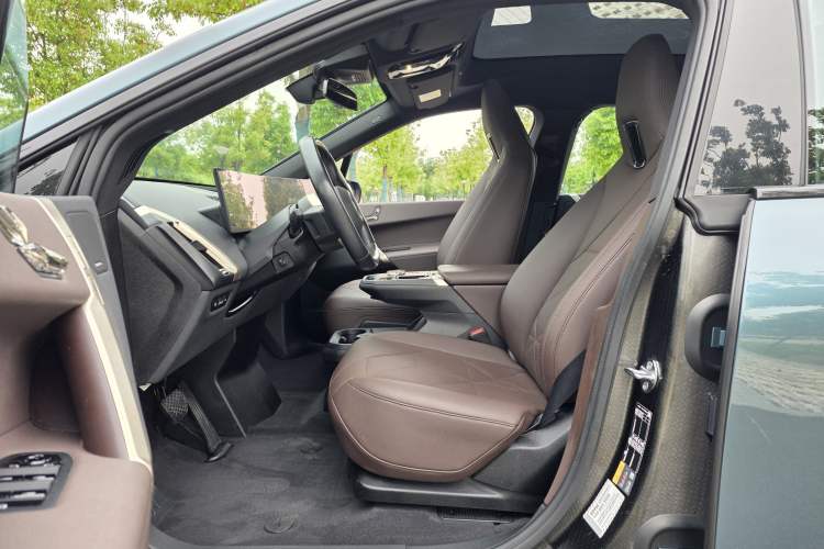 Used BMW iX 2022 xDrive40 Interior 2