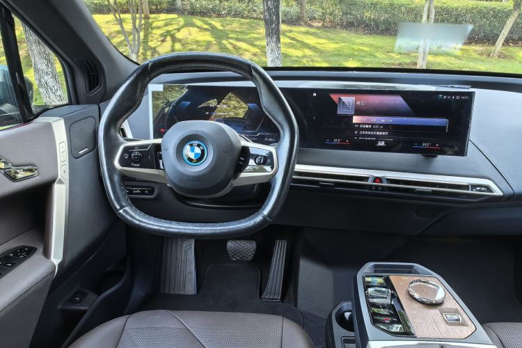 Used BMW iX 2022 xDrive40 Interior 2