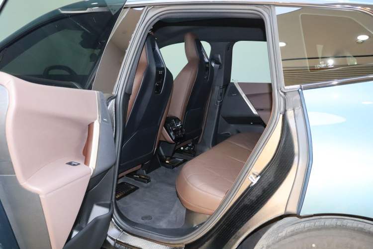 Used BMW iX 2022 xDrive40 Interior 2
