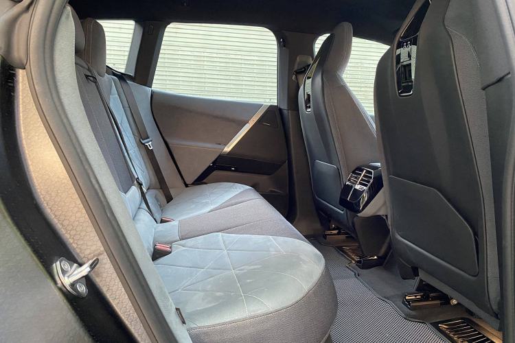 Used BMW iX 2022 xDrive40 Interior 4