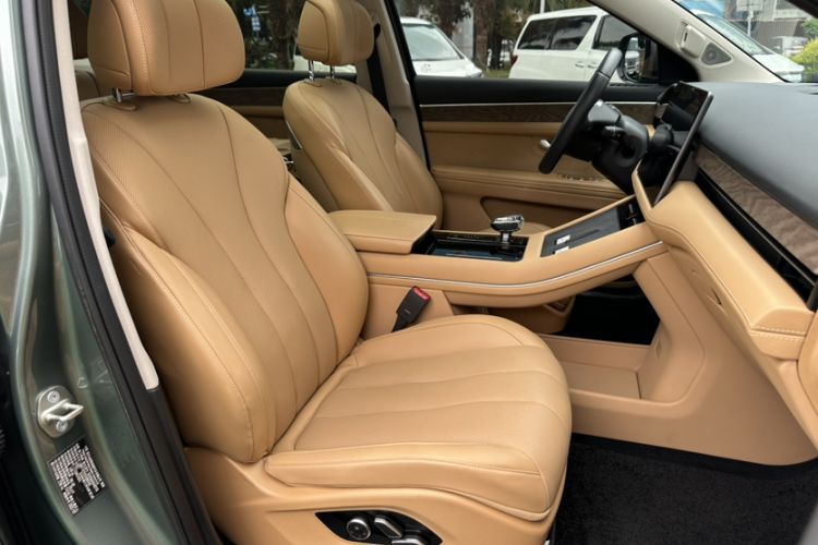 Used BMW iX 2022 xDrive40 Interior 5